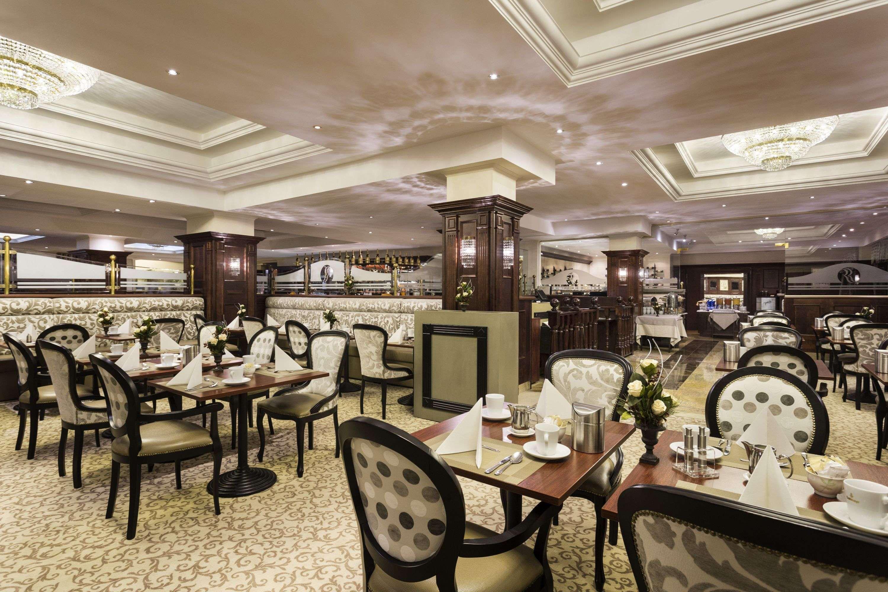 Ramada Hotel & Suites By Wyndham Bucharest North Ngoại thất bức ảnh