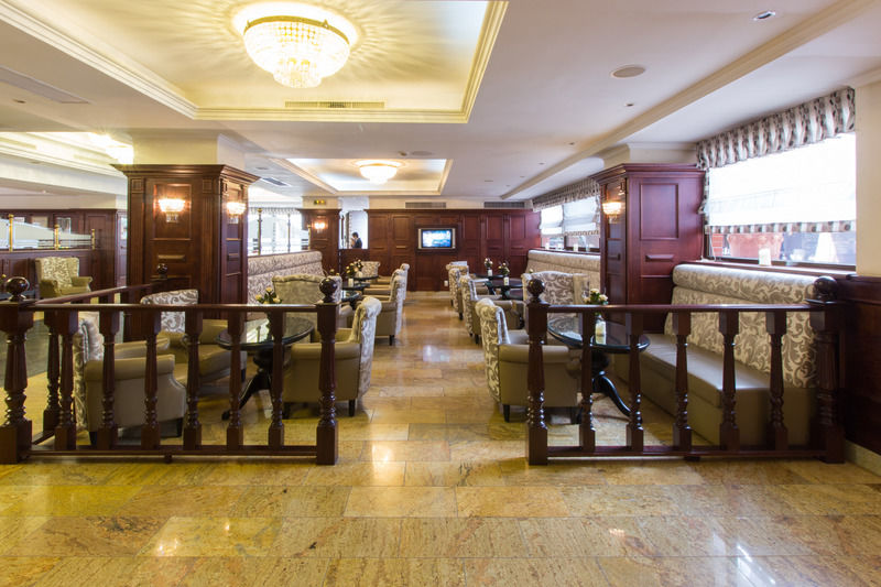 Ramada Hotel & Suites By Wyndham Bucharest North Ngoại thất bức ảnh
